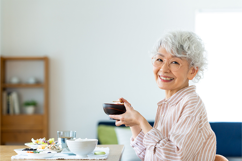 入れ歯をしっかり固定できます